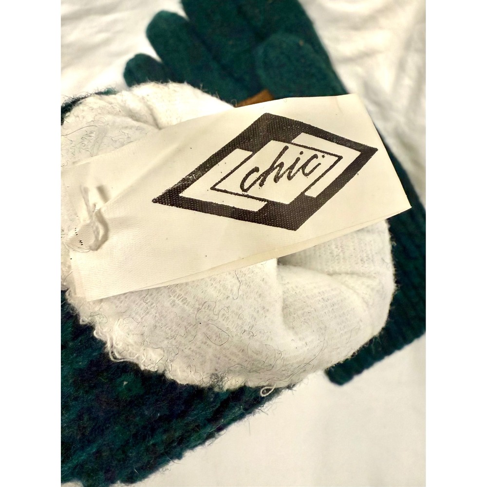 Berkshire Fashions Chic Green Wool Blend Knit Gloves Suede Palm Patch‎ Lined - Picture 3 of 5